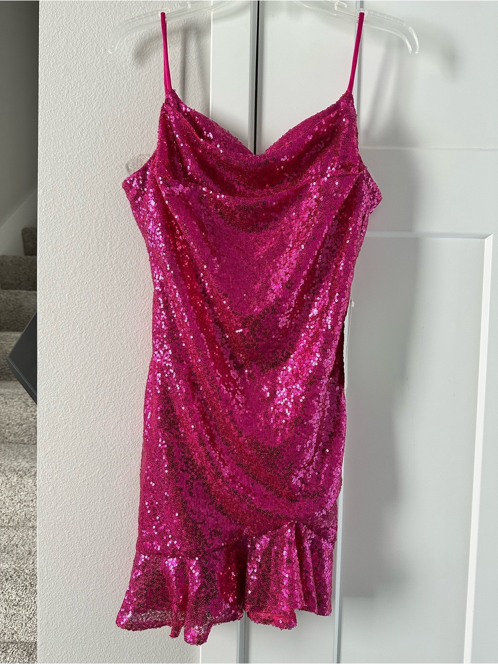 Lavetir Fuchsia Sequin Spaghetti-Strap Dress size S